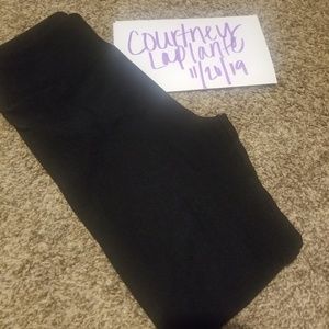 Os black leggings